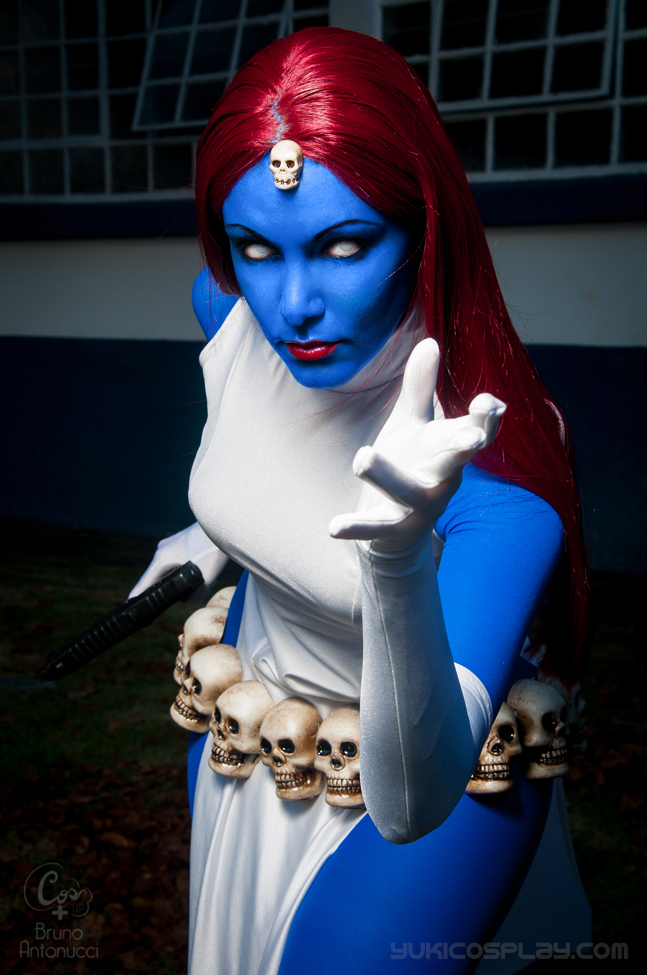 mystique_cosplay_by_yukilefay-d6fmbe6.jpg
