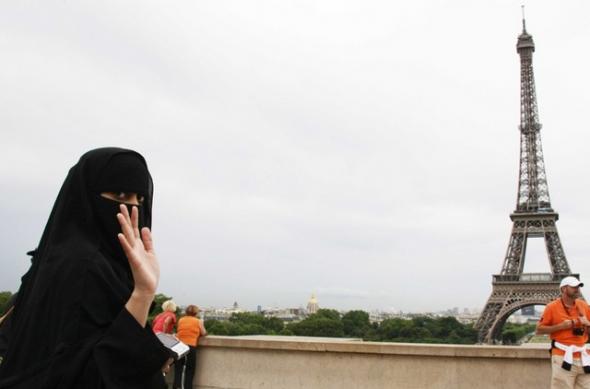 article_burqa.jpg